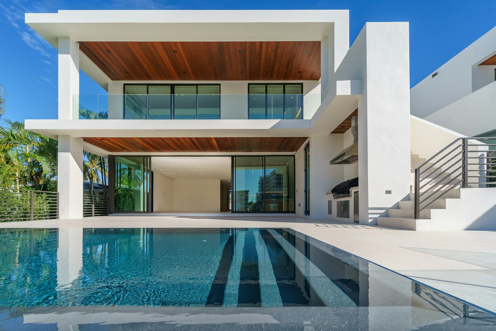 Villa avec piscine à louer